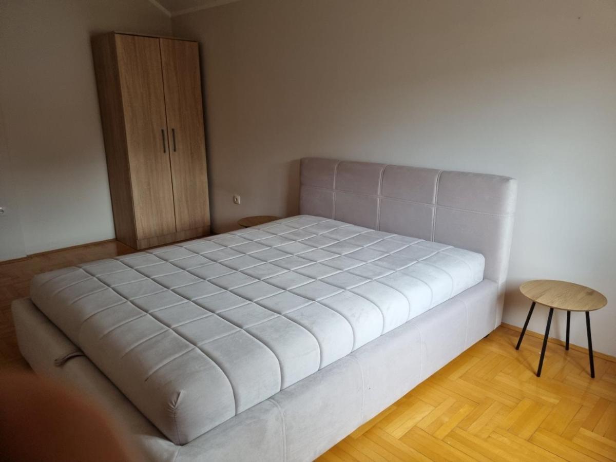 Apartman Branko Kruševac Eksteriør bilde